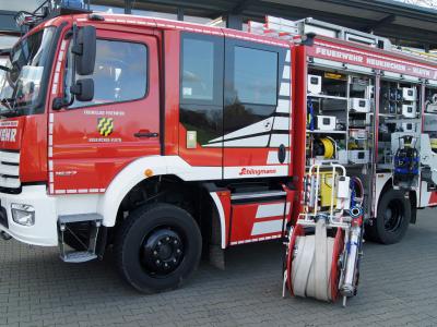 Feuerwehrfahrzeug Seite