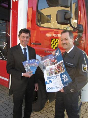 Neuer Flyer der Freiwilligen Feuerwehr Neukirchen-Vluyn