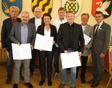 Gruppenbild Ehrung Stadtratsmitglieder