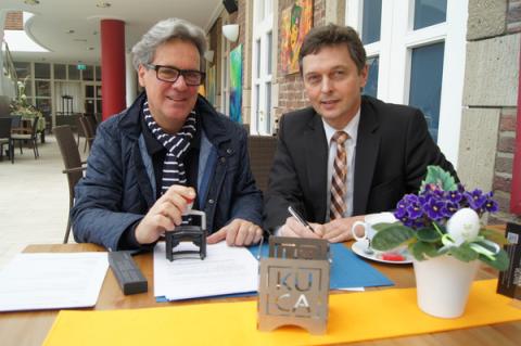 Michael Erb und Bürgermeister Harald Lenßen